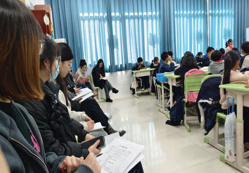 ylzzcom永利总站线路检测与郑州市第四十七中学教育集团郑东思贤学校成功举行合作共建签约暨揭牌仪式2.png